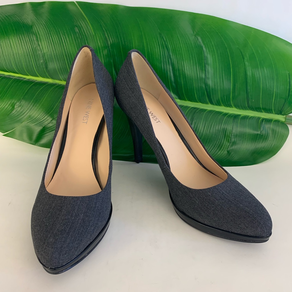 Gray Platform Pumps